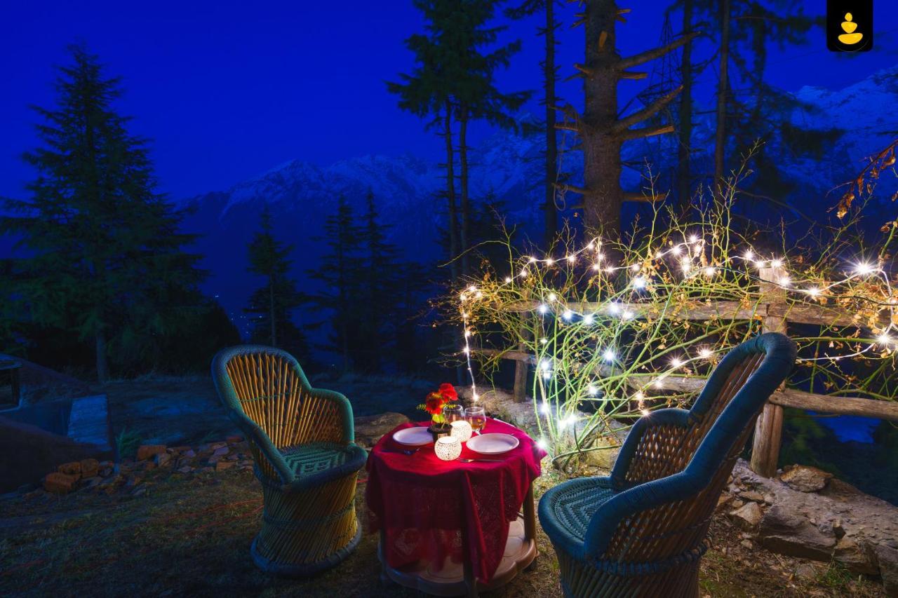 The Monk Campsite By Livingstone Kalpa Exterior foto