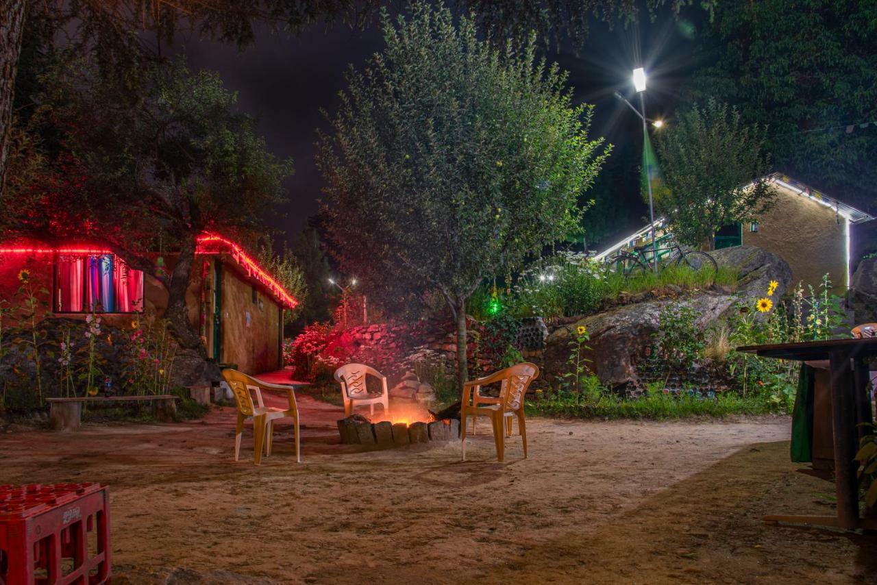 The Monk Campsite By Livingstone Kalpa Exterior foto